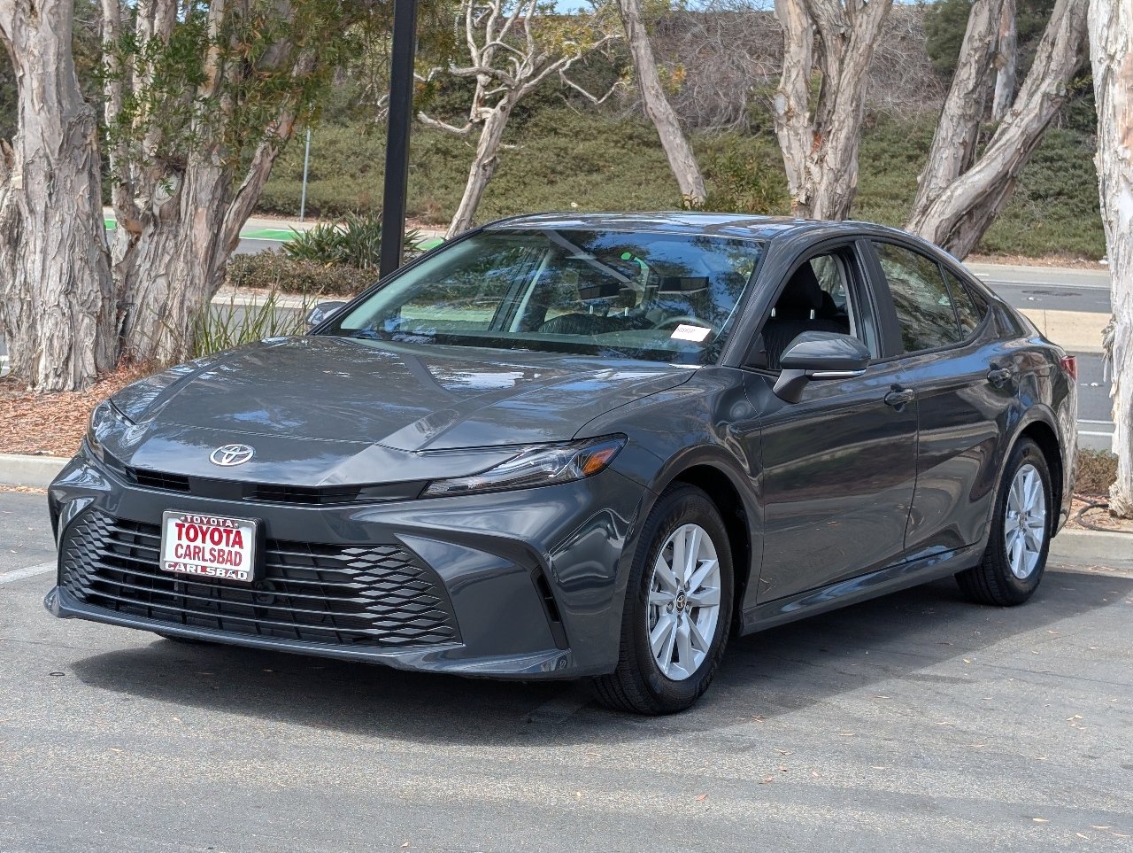 Used 2026 Toyota Camry LE FWD image 11