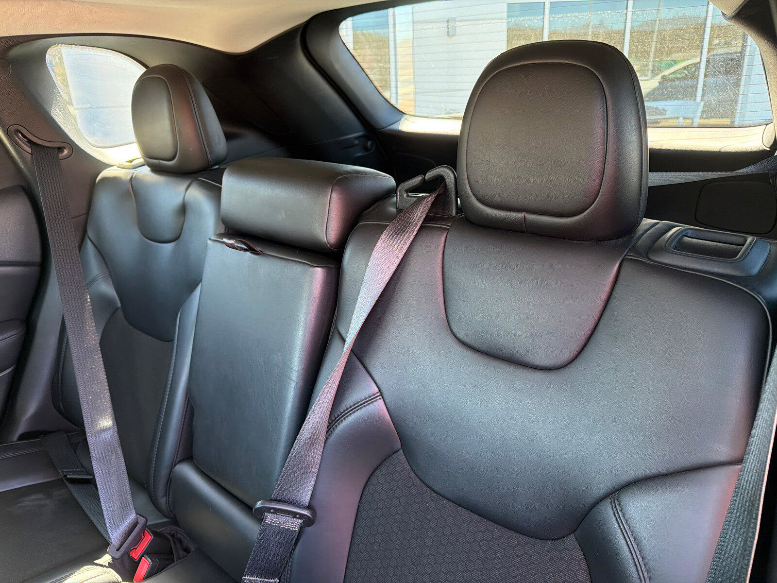 Used 2020 Jeep Cherokee Latitude Plus image 21