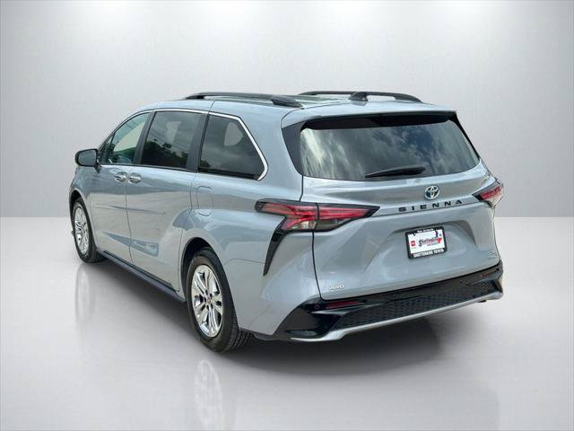 Certified 2023 Toyota Sienna XSE w/ XSE Plus Package AWD/4WD image 7