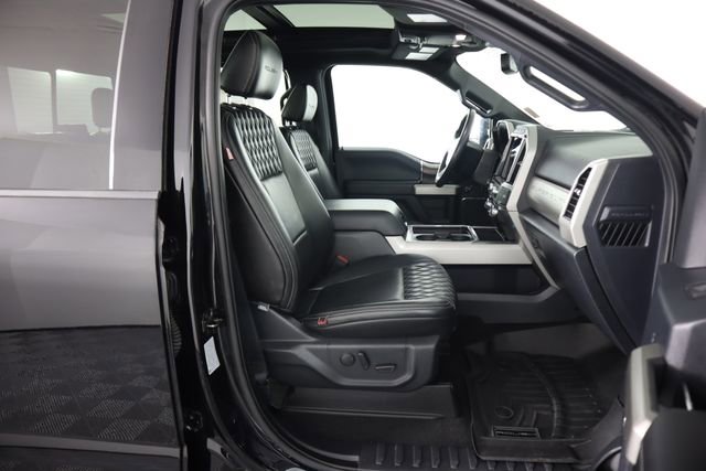 Used 2022 Ford F250 Lariat w/ Black Appearance Package image 82