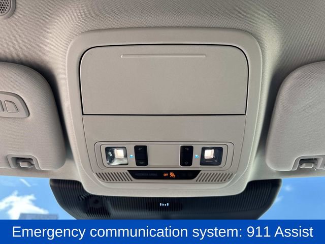 Used 2025 Ford Explorer Active w/ Active Comfort Package image 31