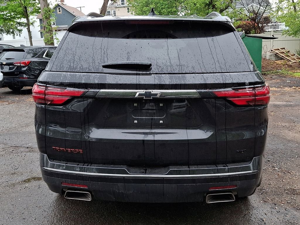 Used 2023 Chevrolet Traverse Premier w/ Redline Edition AWD/4WD image 7
