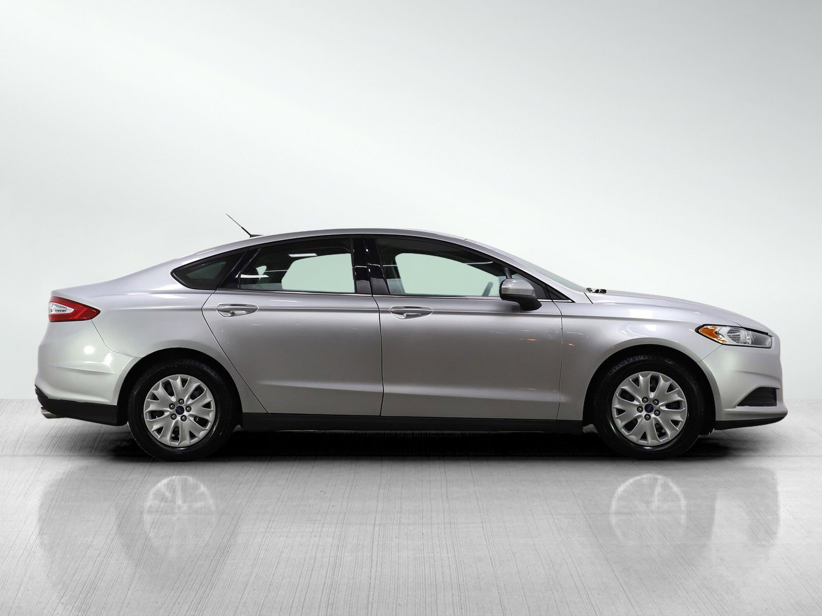 Used 2013 Ford Fusion S image 6