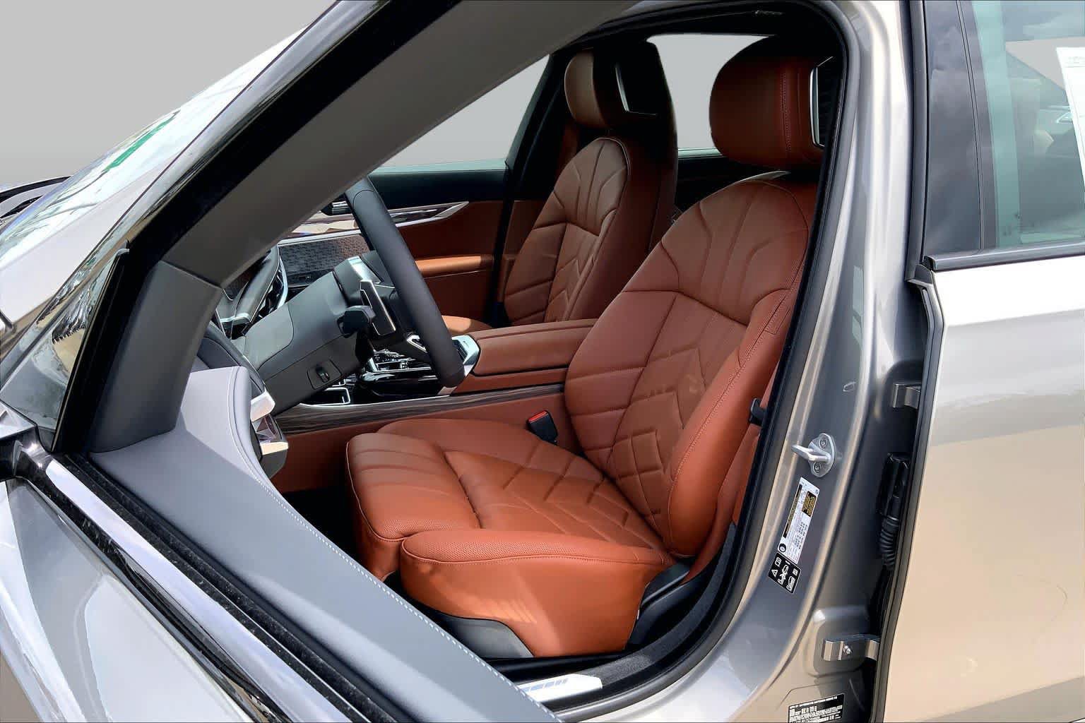 New 2026 BMW 760i xDrive w/ Executive Package AWD/4WD image 9