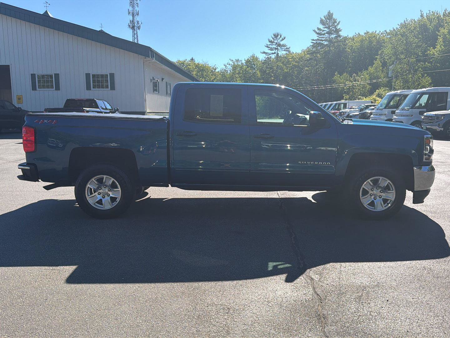 Certified 2018 Chevrolet Silverado 1500 LT w/ All Star Edition AWD/4WD image 6