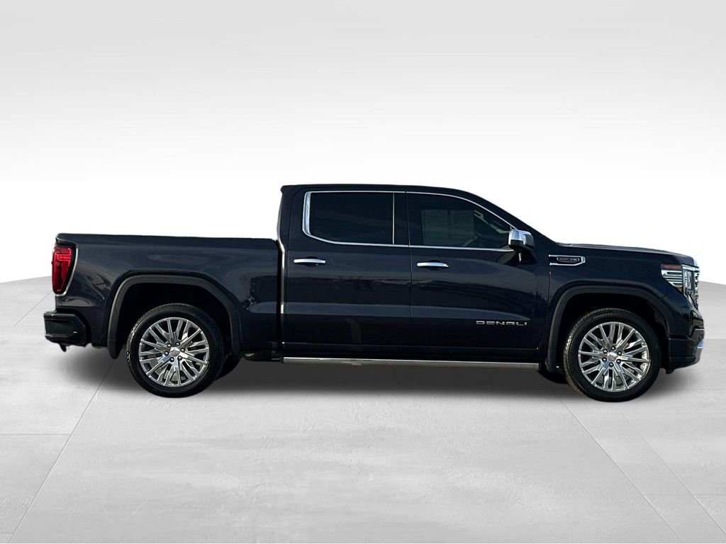 Used 2024 GMC Sierra 1500 Denali w/ Technology Package AWD/4WD image 6