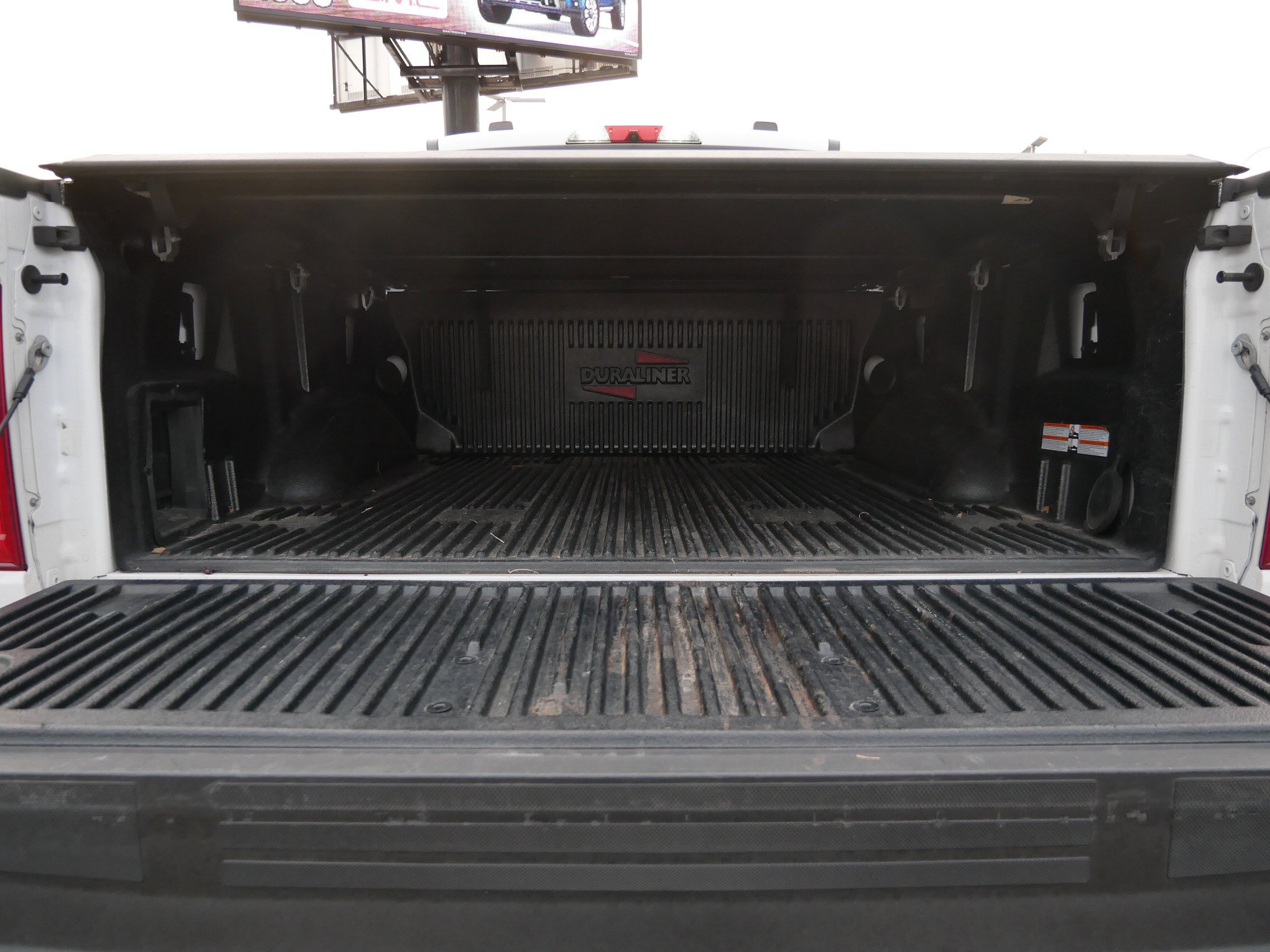 Used 2021 Ford F150 Lariat w/ Equipment Group 502A High AWD/4WD image 11