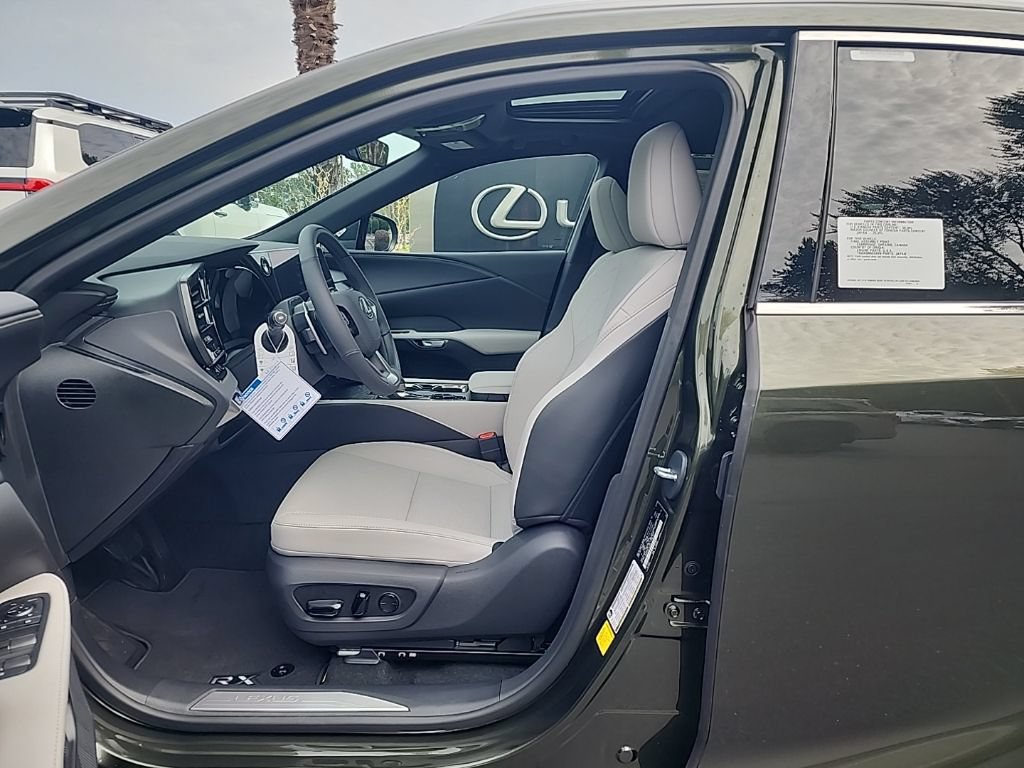New 2026 Lexus RX 350h w/ Convenience Package AWD/4WD image 4