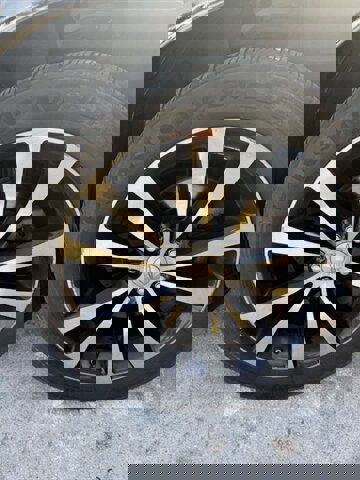 Used 2013 Chrysler 200 Limited w/ Sun/Sound Group image 9