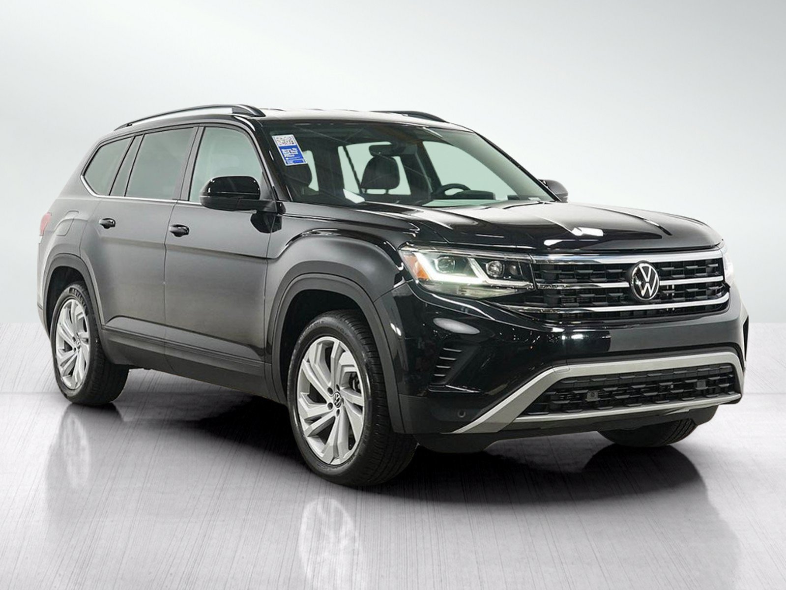 Used 2023 Volkswagen Atlas SE AWD/4WD image 7