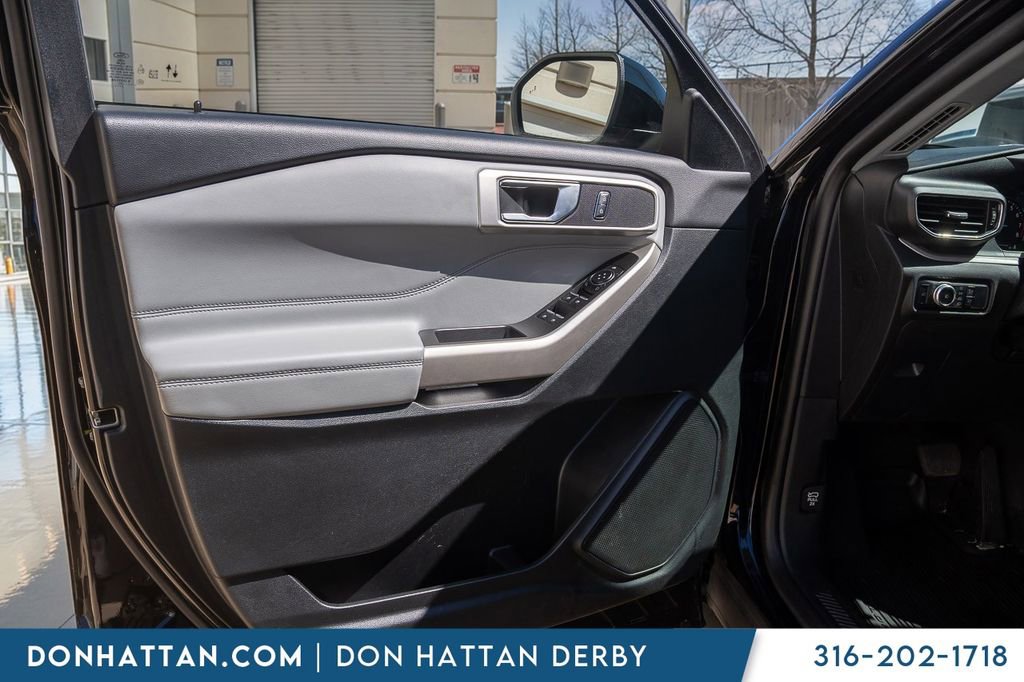 Used 2023 Ford Explorer XLT w/ Equipment Group 202A image 15