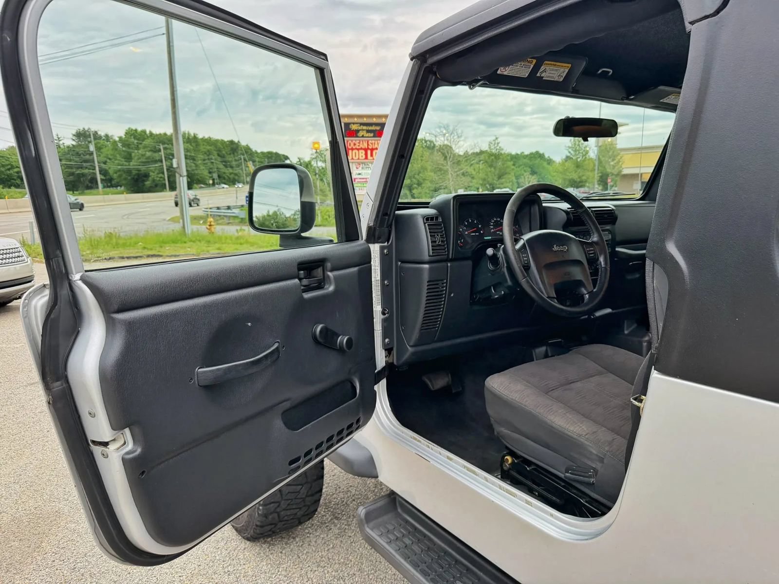 Used 2004 Jeep Wrangler 4WD image 66
