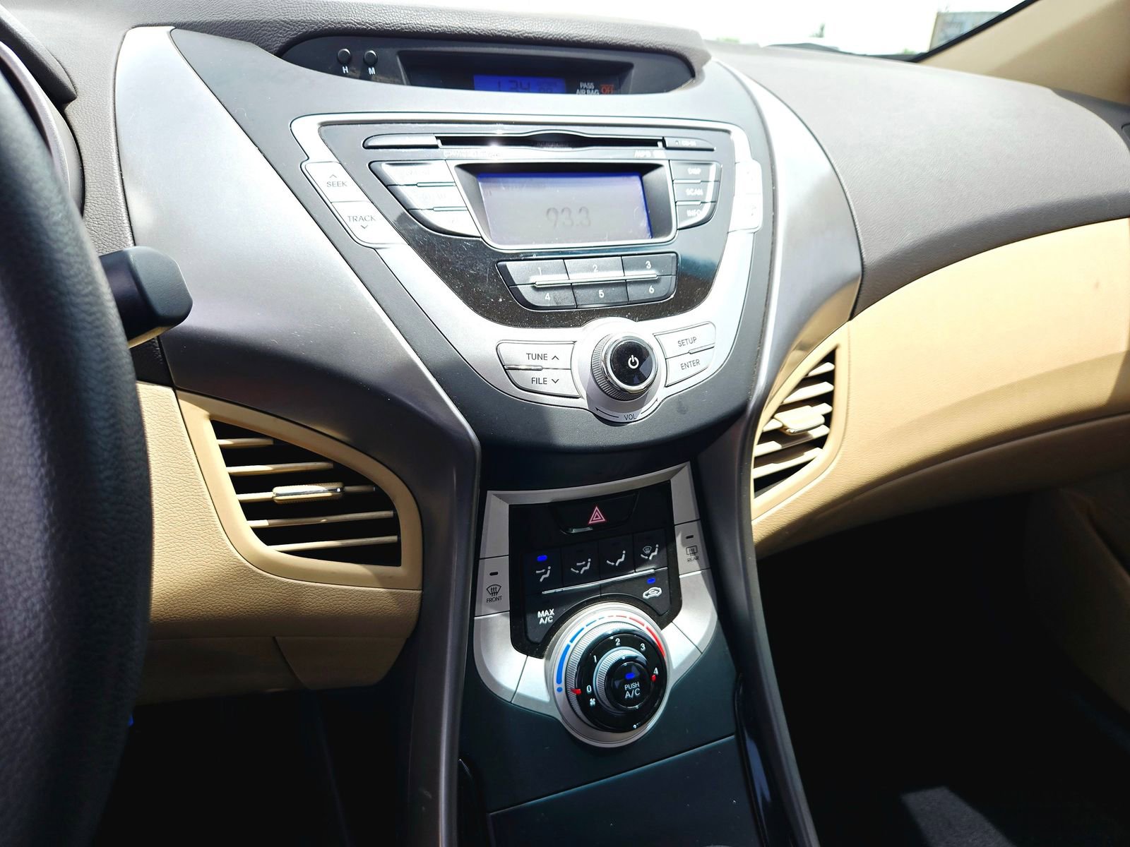 Used 2012 Hyundai Elantra GLS w/ Preferred Pkg 3 FWD image 14