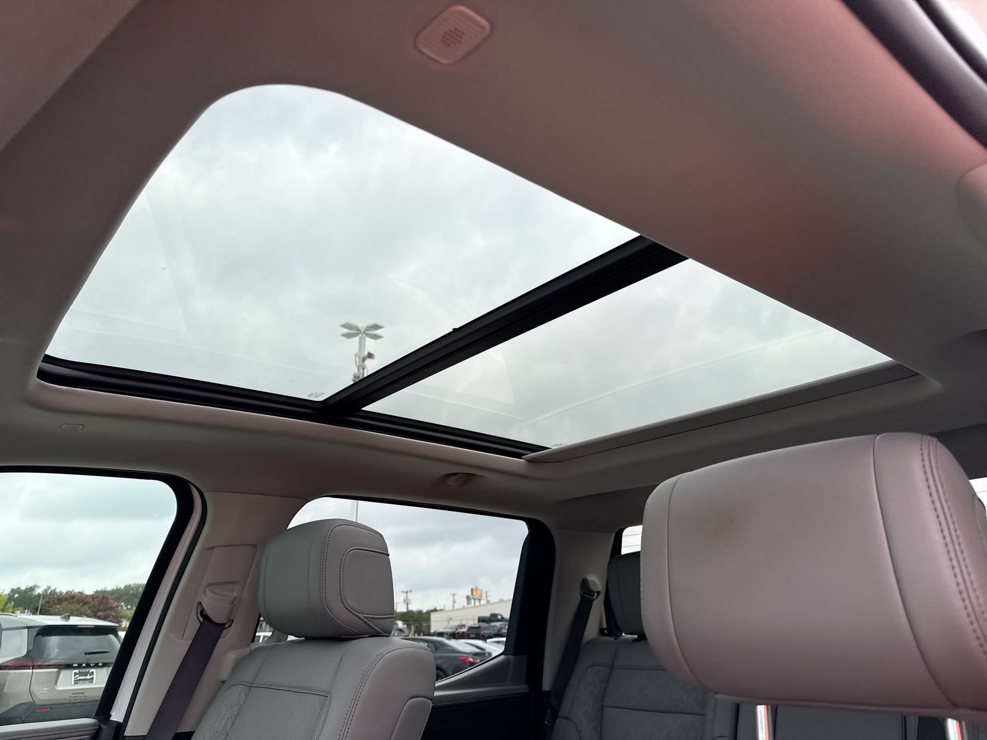 Used 2024 Toyota Tundra Limited RWD image 16