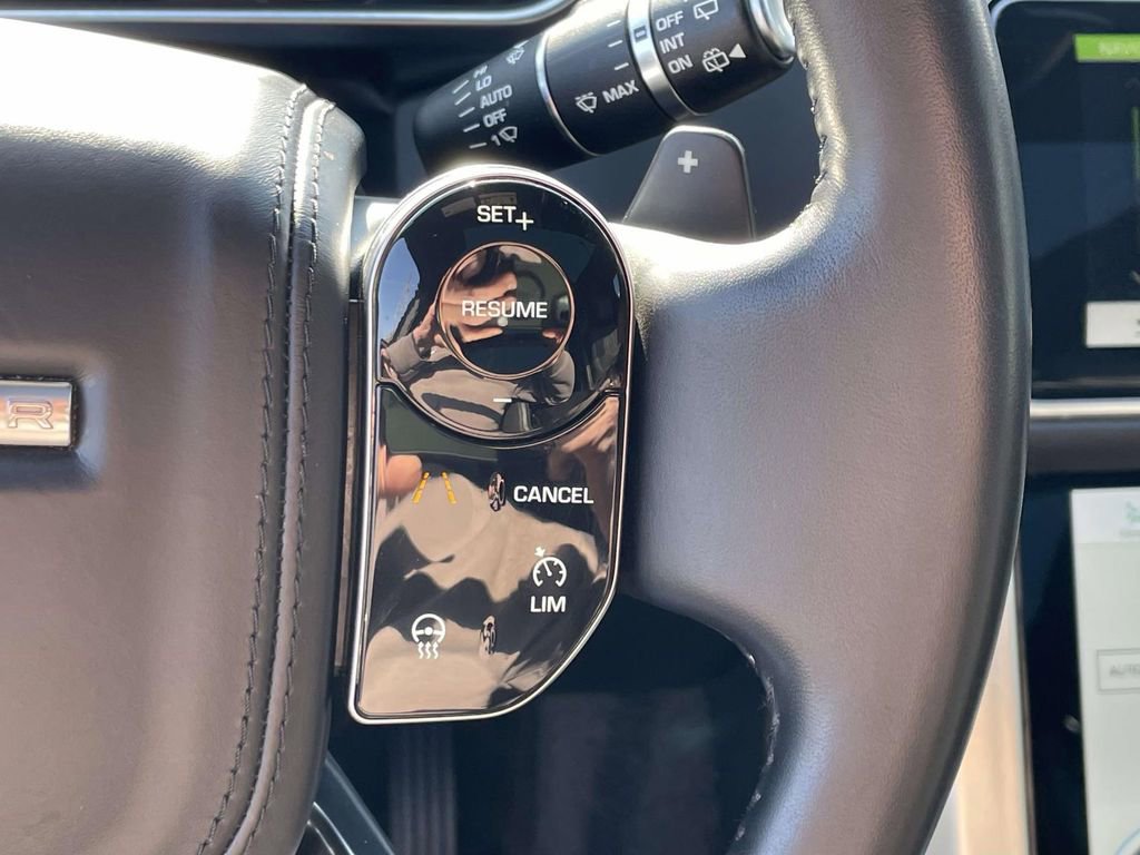 Used 2019 Land Rover Range Rover Long Wheelbase Supercharged image 24