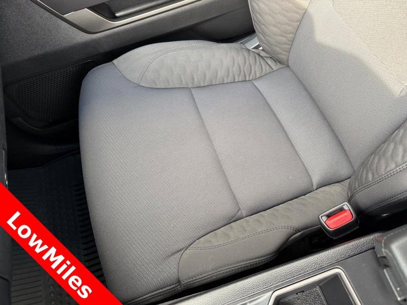 Used 2025 Toyota Tundra SR5 image 27