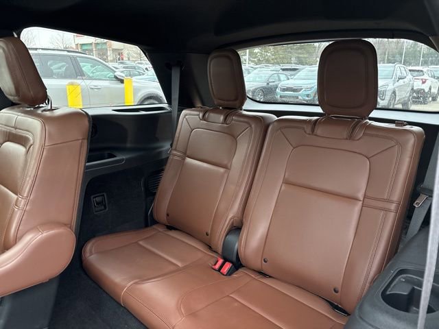 Used 2020 Lincoln Aviator Reserve w/ Equipment Group 201A image 30