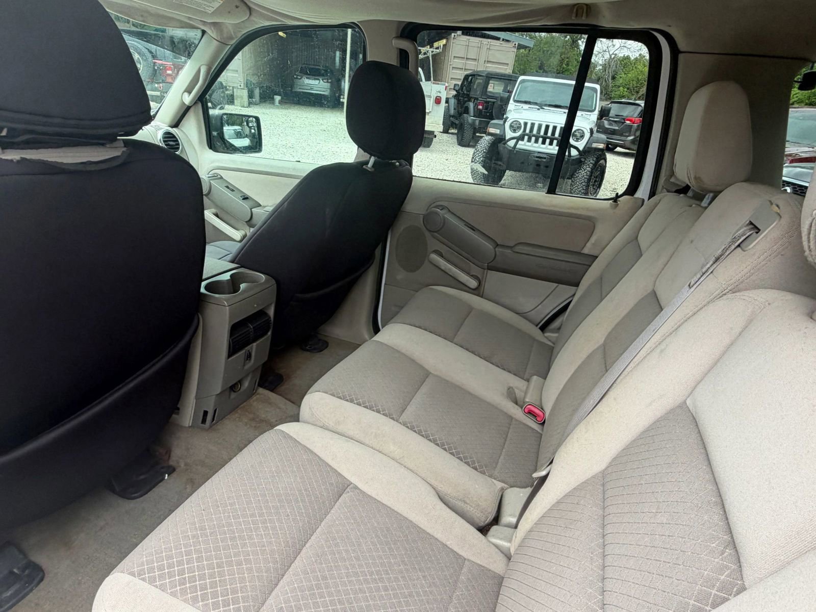 Used 2006 Ford Explorer XLS image 9
