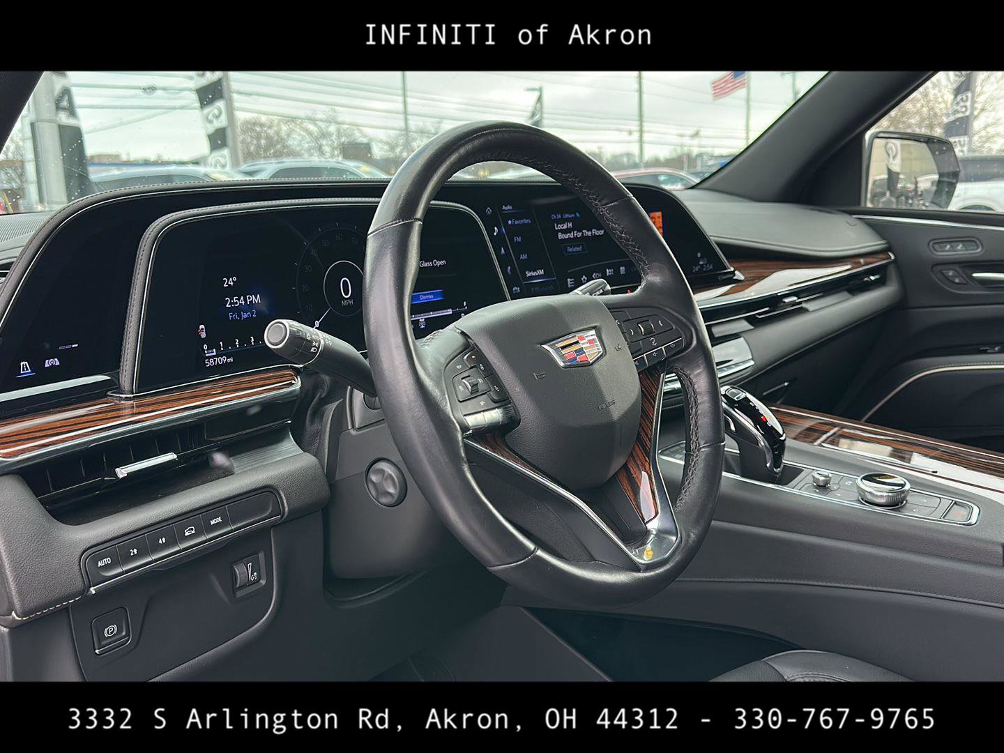 Used 2022 Cadillac Escalade Luxury image 42