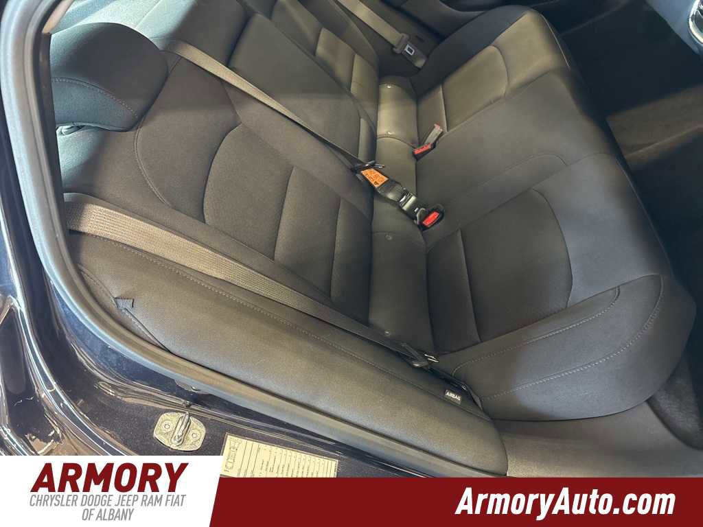 Used 2023 Chevrolet Malibu LT image 28