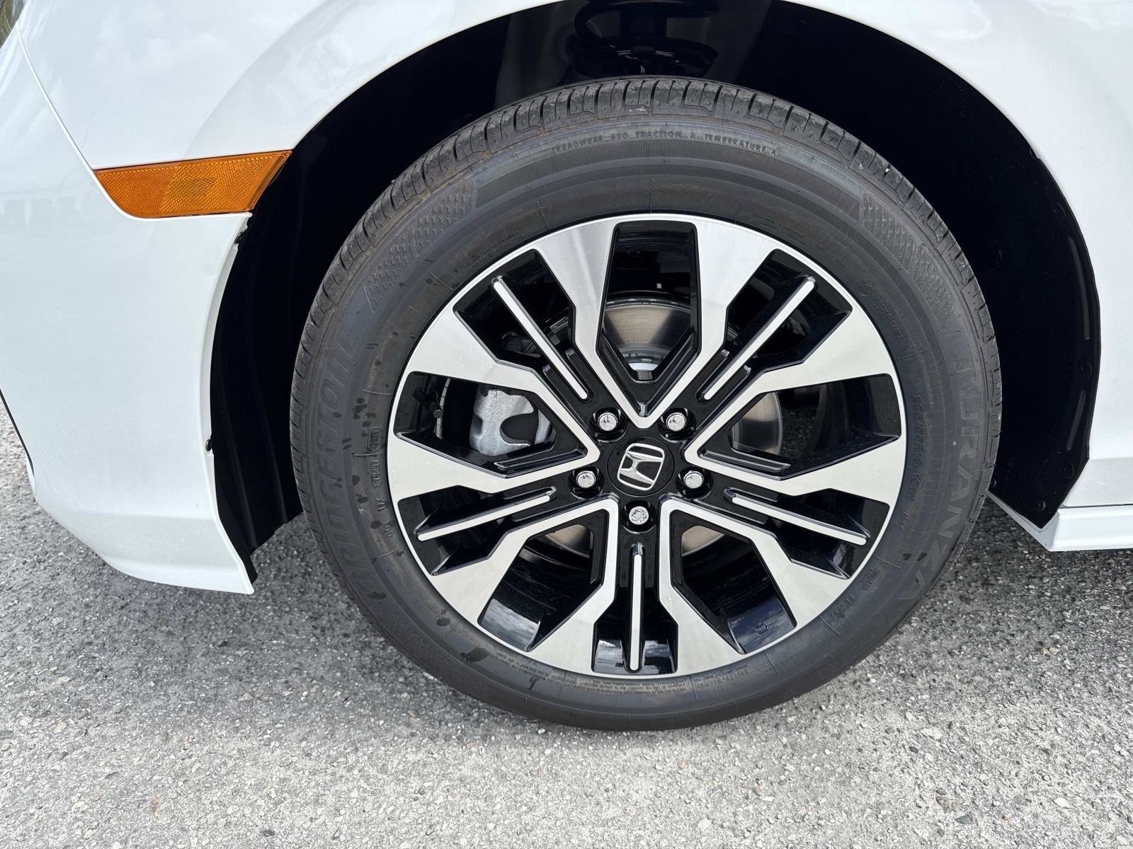 New 2026 Honda Odyssey Elite image 11