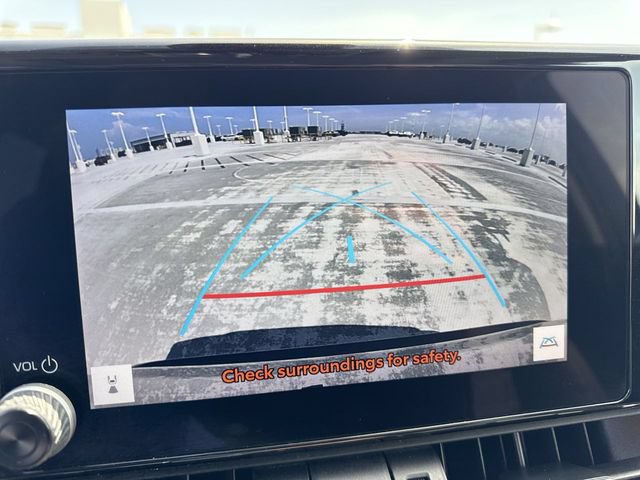Used 2023 Toyota RAV4 XLE Premium FWD image 17