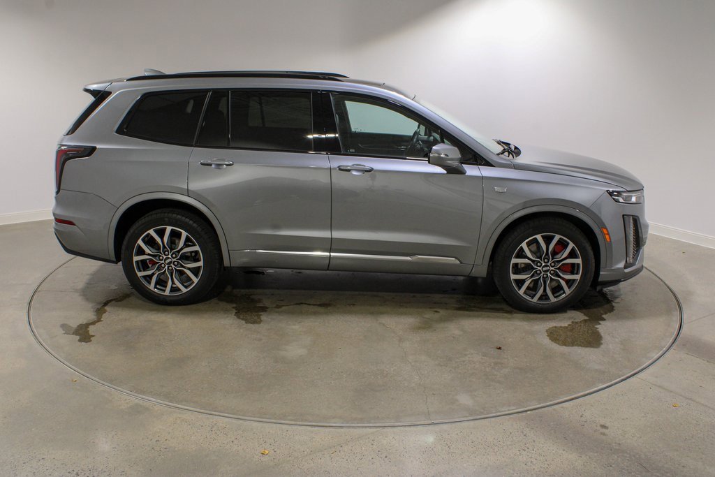 Used 2024 Cadillac XT6 Sport image 6