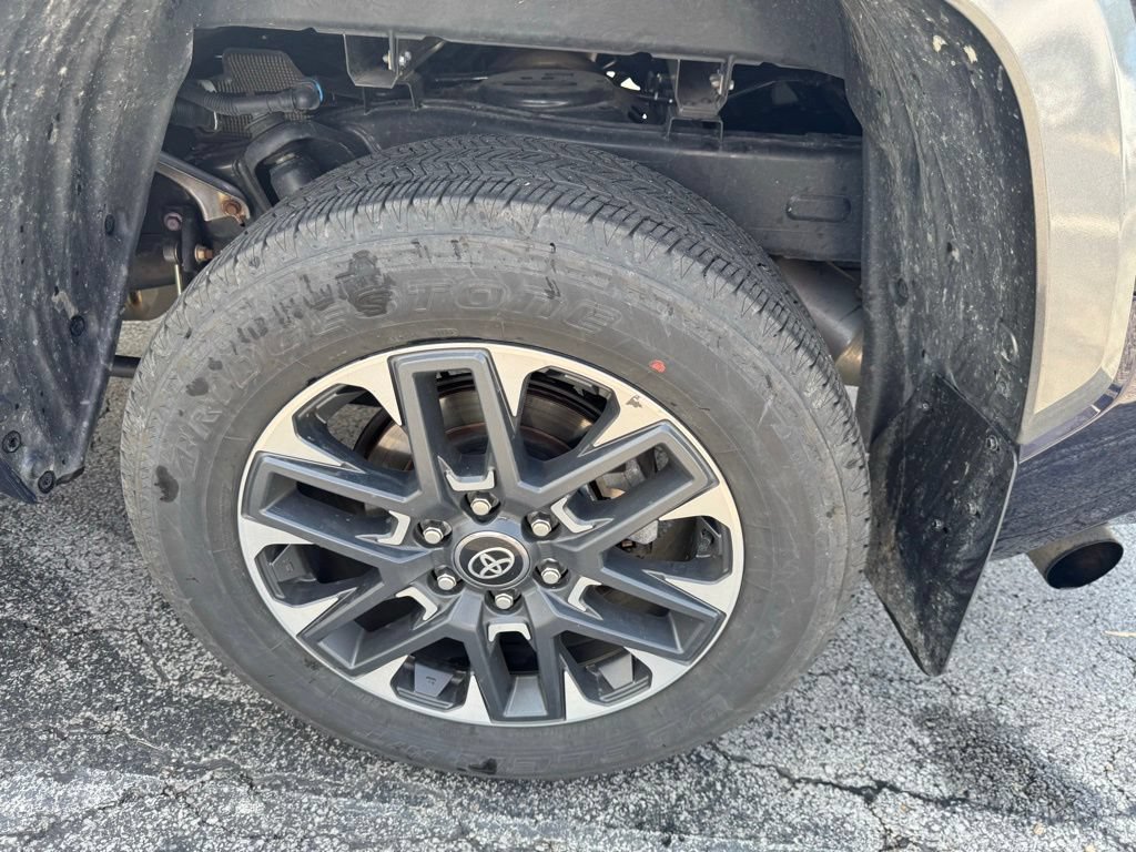Used 2026 Toyota Tundra Limited AWD/4WD image 46