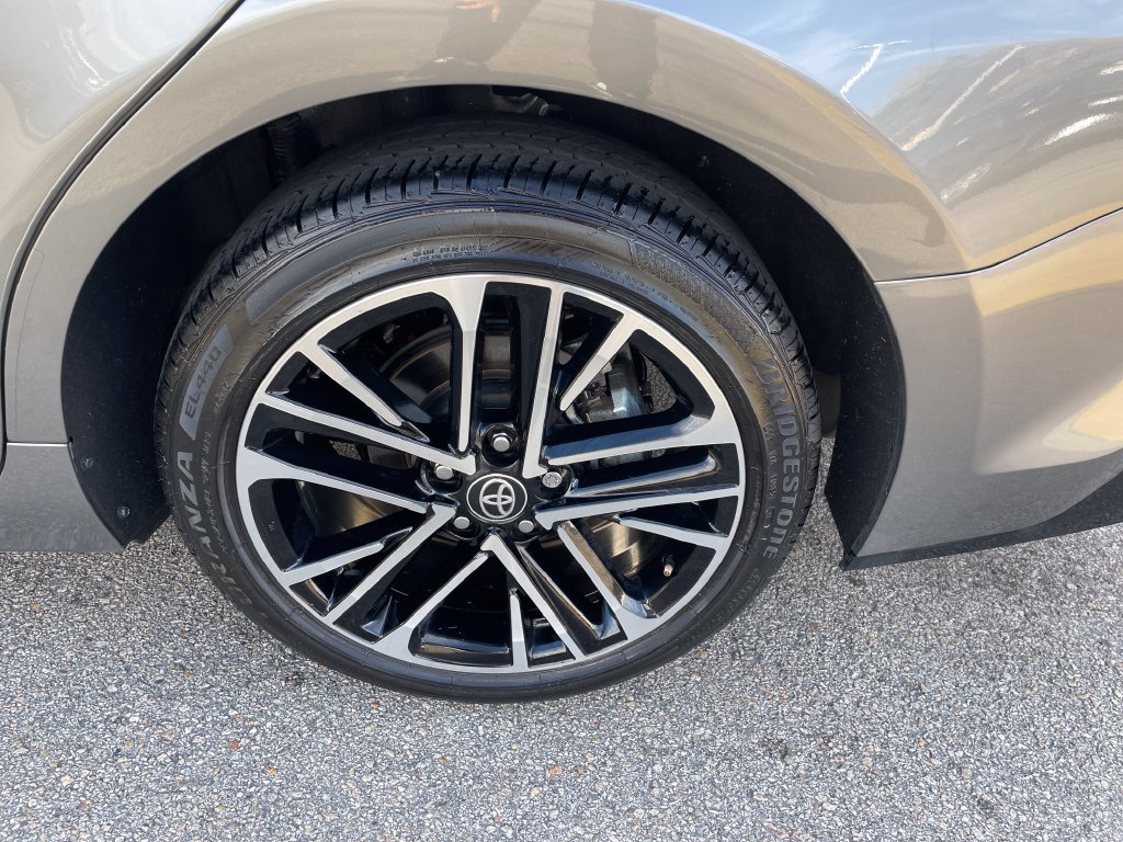 Certified 2025 Toyota Camry XLE AWD/4WD image 10