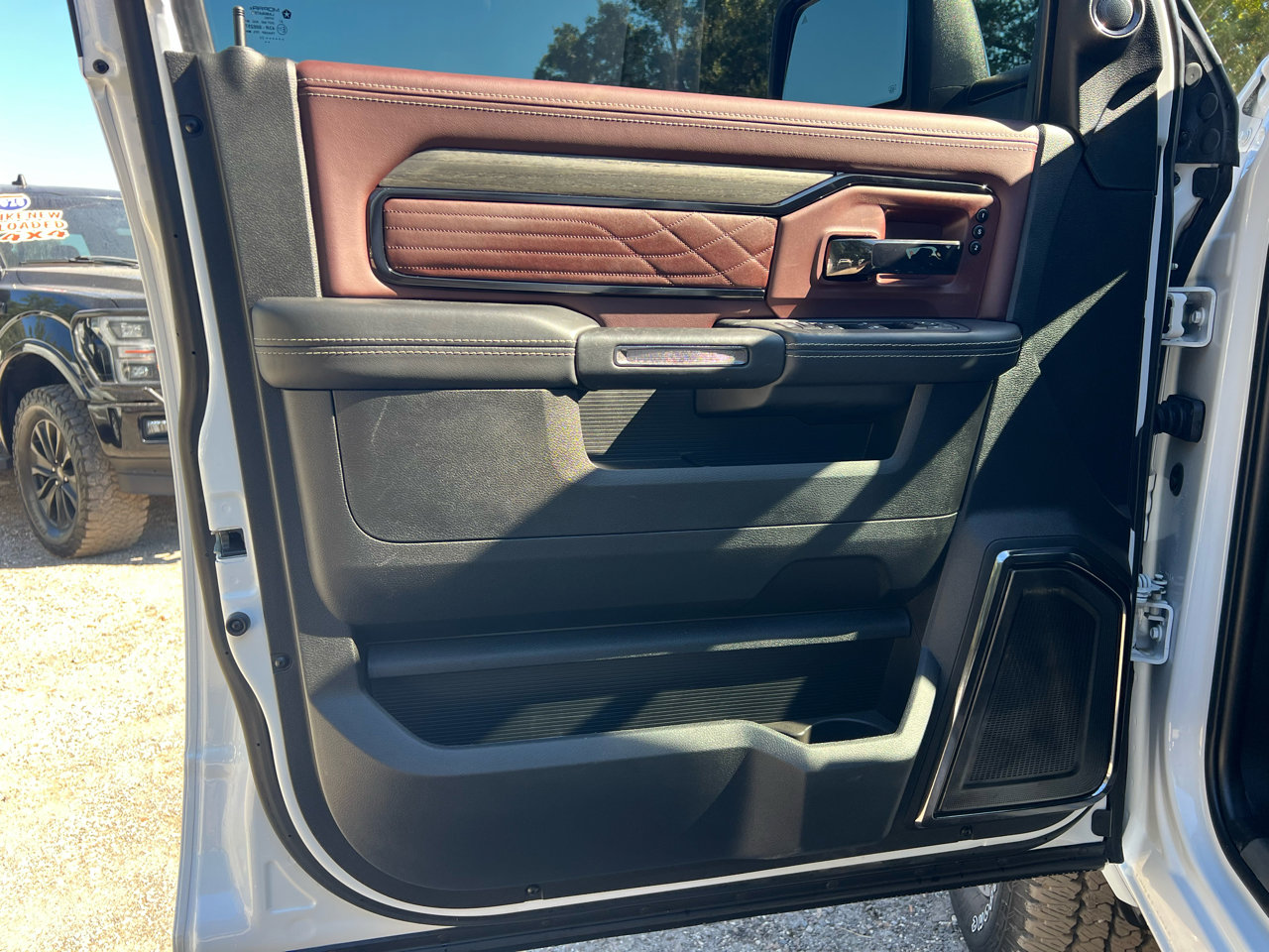 Used 2025 RAM 2500 Limited image 11