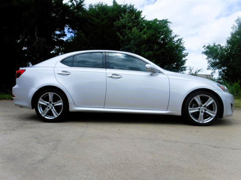 Used 2011 Lexus IS 250 w/ Premium Pkg Value Edition RWD image 5