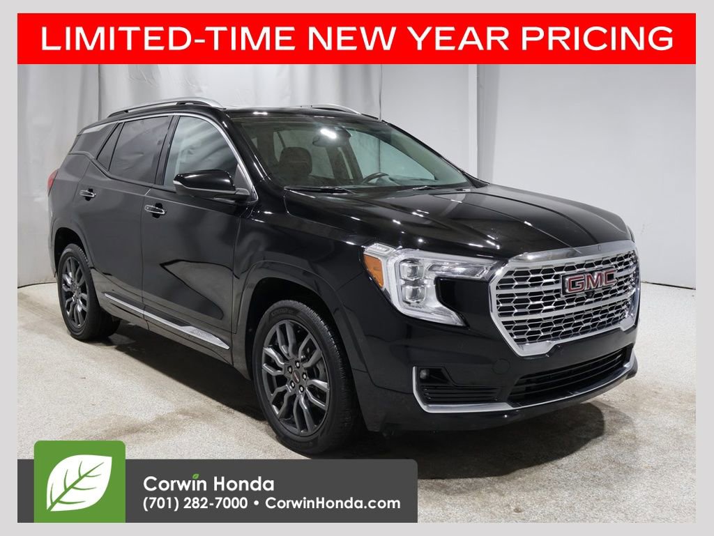 Used 2022 GMC Terrain Denali w/ Black Diamond Edition image 1