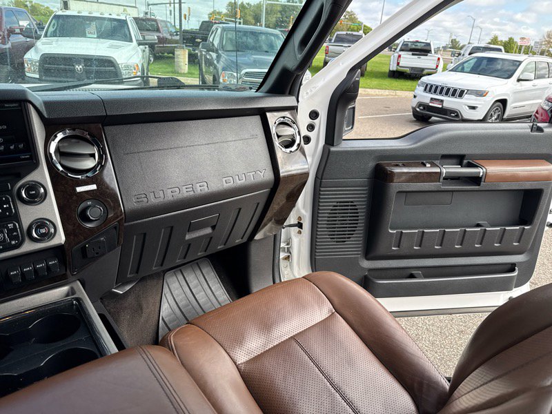 Used 2016 Ford F350 Platinum w/ Snow Plow Prep Package image 30