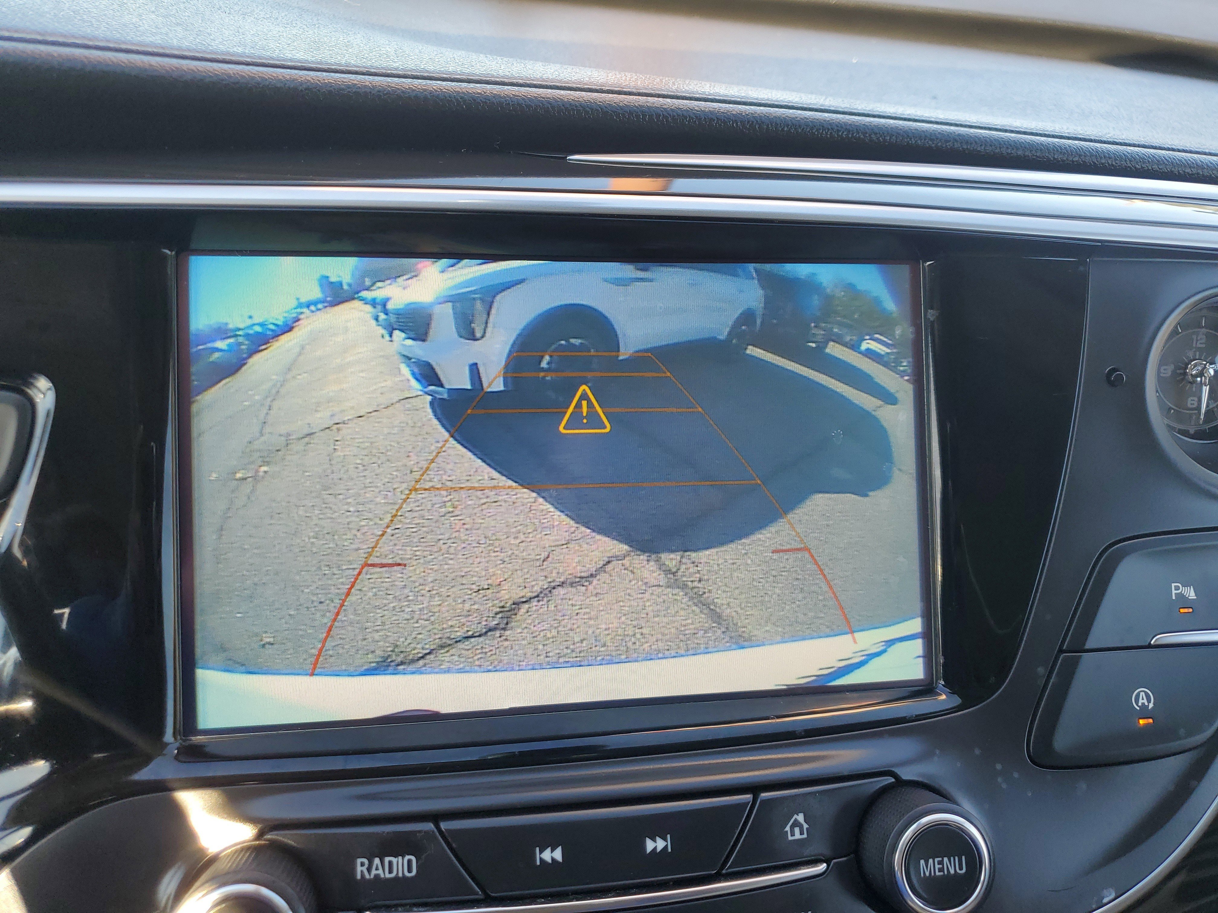 Used 2020 Buick Envision Essence image 23