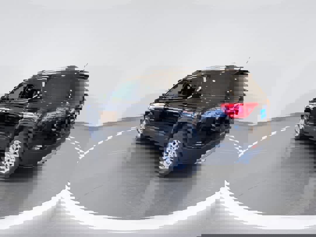 Used 2018 GMC Acadia SLT image 6