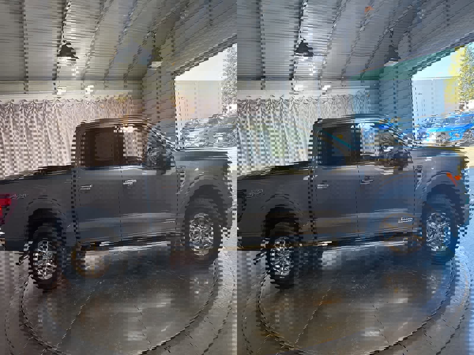 Used 2024 Ford F150 XLT w/ Mobile Office Package image 4