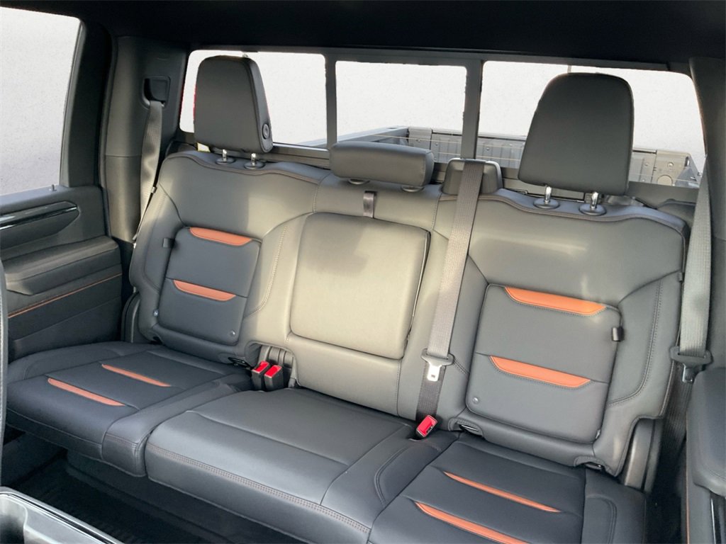 New 2026 GMC Sierra 2500 AT4 image 9