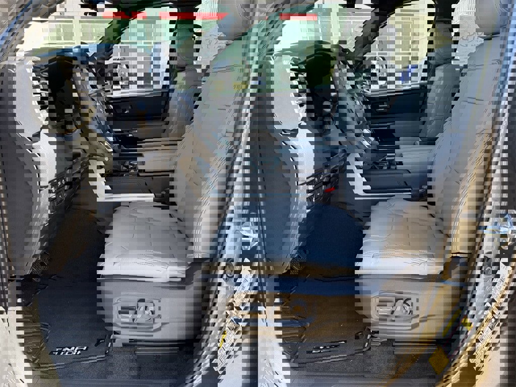 New 2026 Toyota Tundra Limited image 15