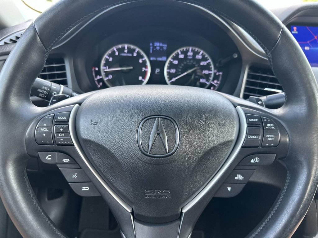 Used 2013 Acura ILX w/ Technology Package FWD image 35
