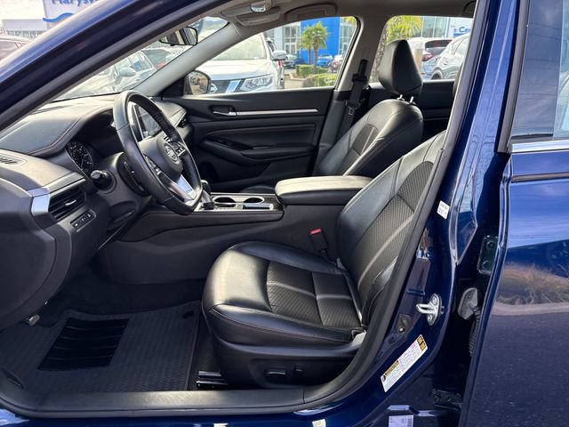 Used 2023 Nissan Altima 2.5 SR FWD image 30