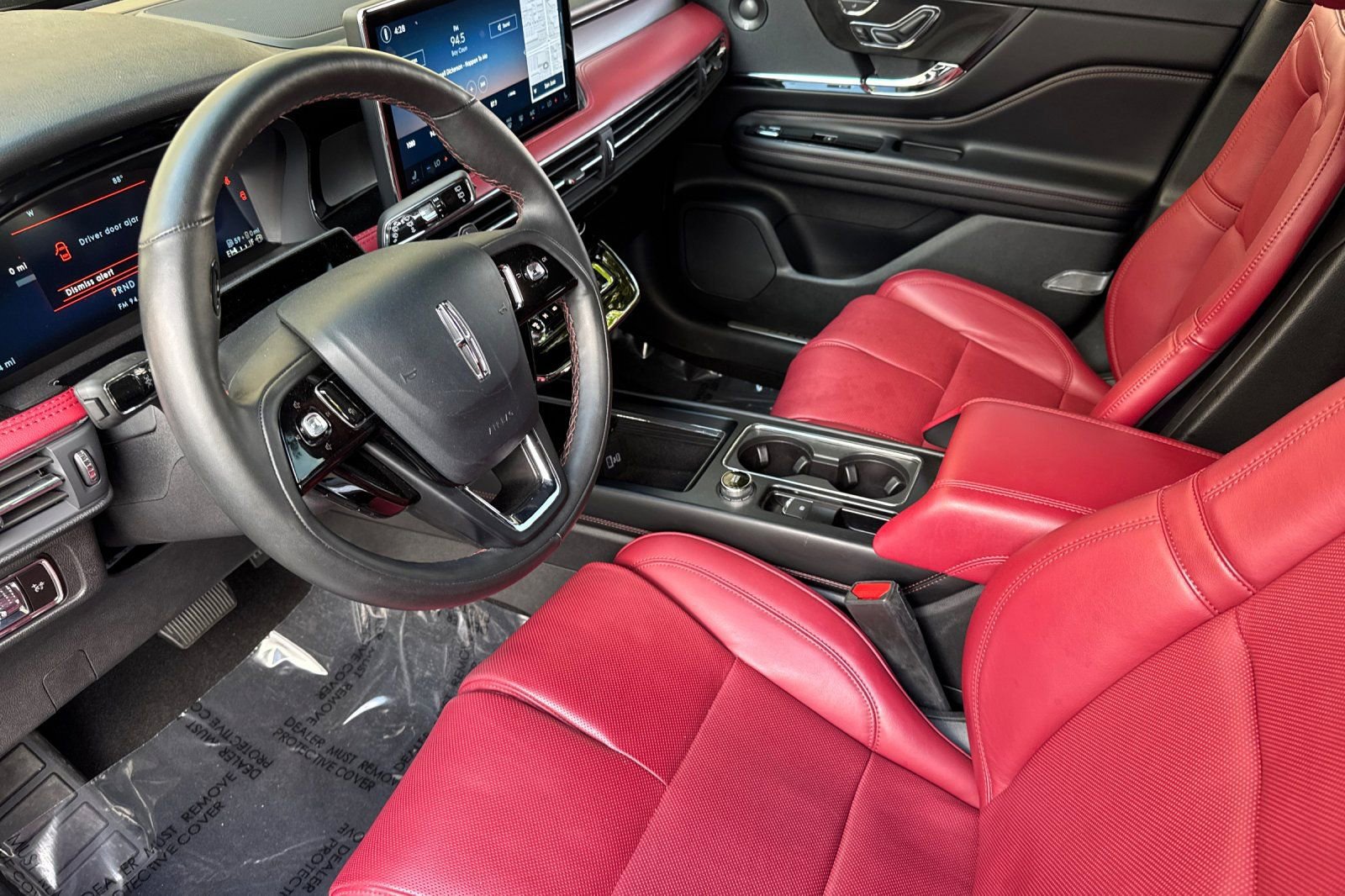 Used 2025 Lincoln Corsair Grand Touring w/ Equipment Group 302A image 10