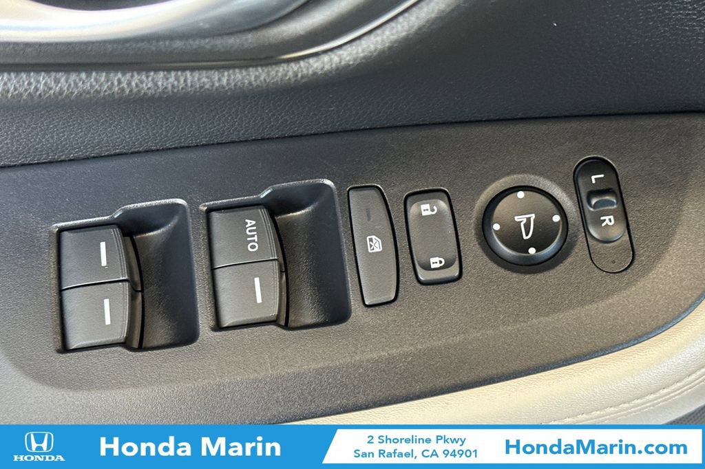 Certified 2025 Honda HR-V LX image 15