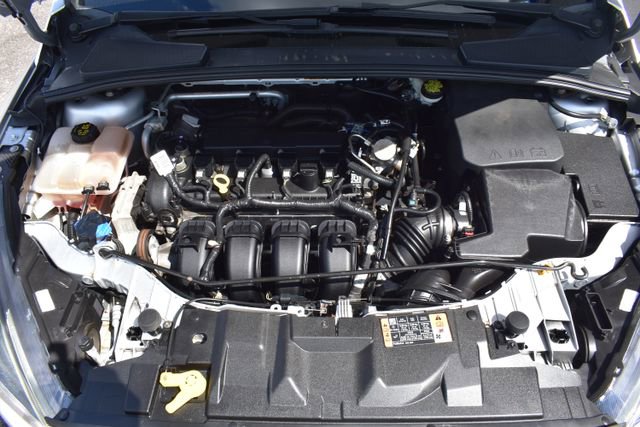 Used 2016 Ford Focus SE w/ Equipment Group 201A image 43