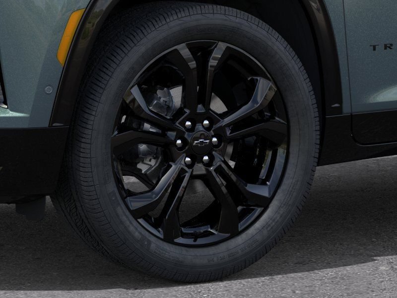 New 2027 Chevrolet Traverse RS w/ LPO, Floor Liner Package FWD image 9