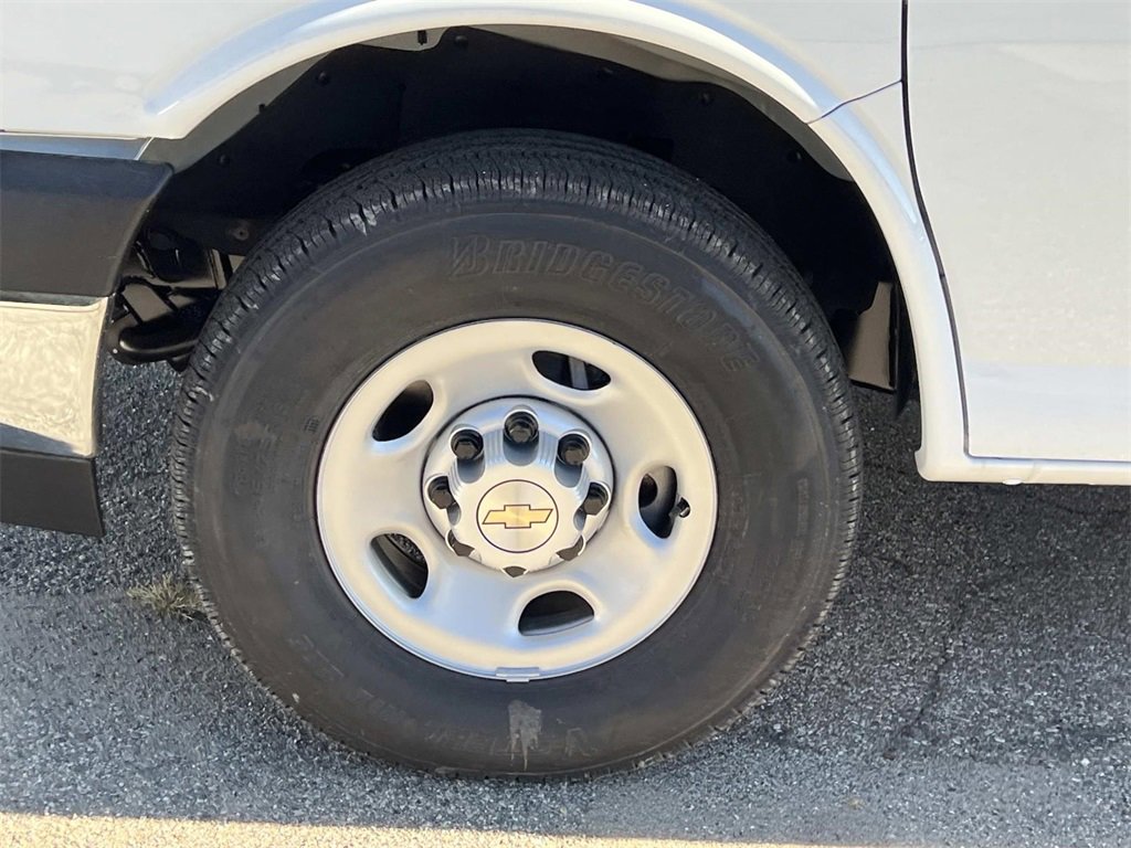 New 2025 Chevrolet Express 2500 w/ Communications Package image 26