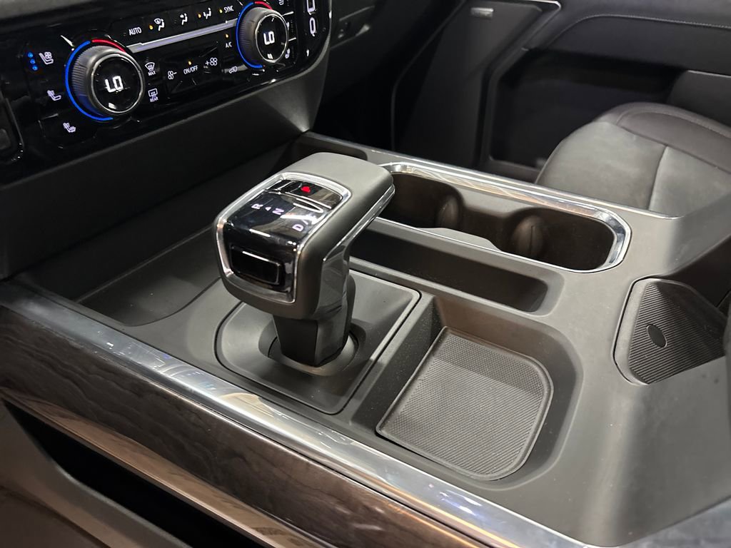 Used 2023 Chevrolet Silverado 1500 LTZ w/ LTZ Premium Package AWD/4WD image 24
