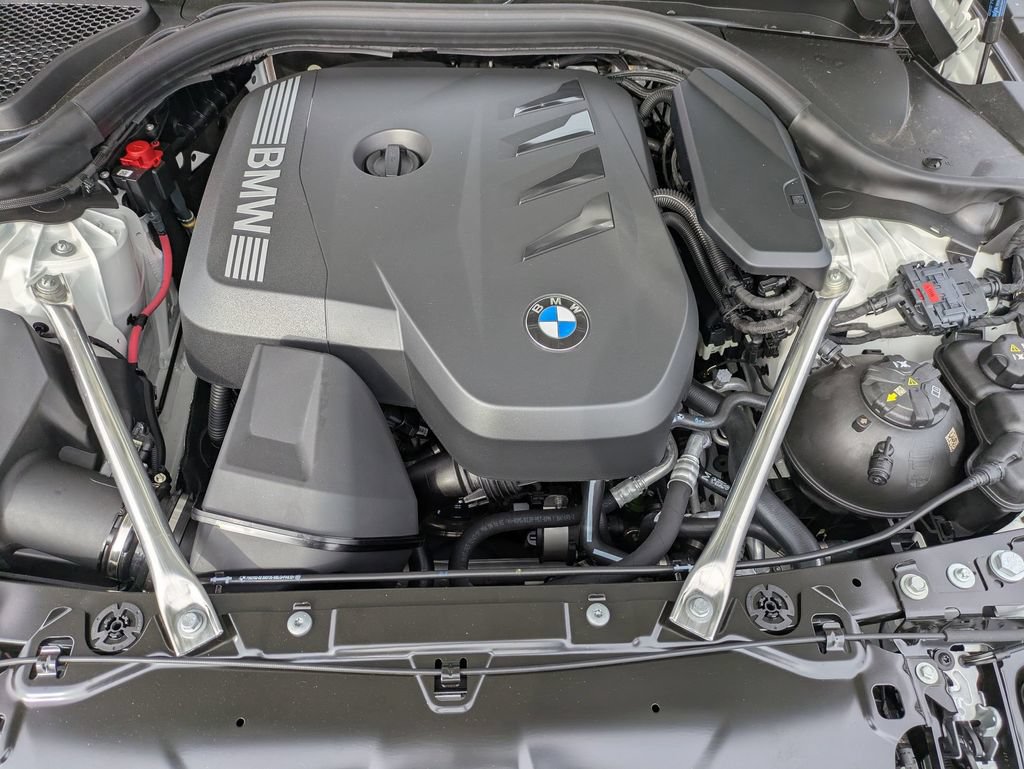 New 2026 BMW 530i xDrive w/ M Sport Package AWD/4WD image 39