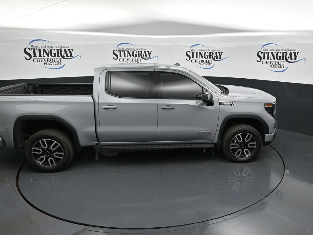 Used 2025 GMC Sierra 1500 AT4 w/ AT4 Premium Package AWD/4WD image 25