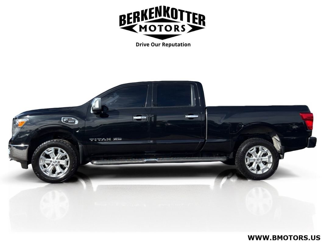 Used 2016 Nissan Titan SL image 6