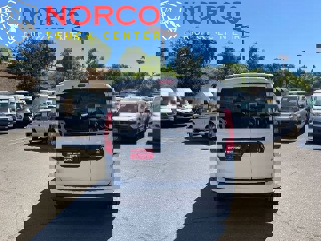 Used 2018 RAM ProMaster City SLT w/ Lights & Wheels Group image 7